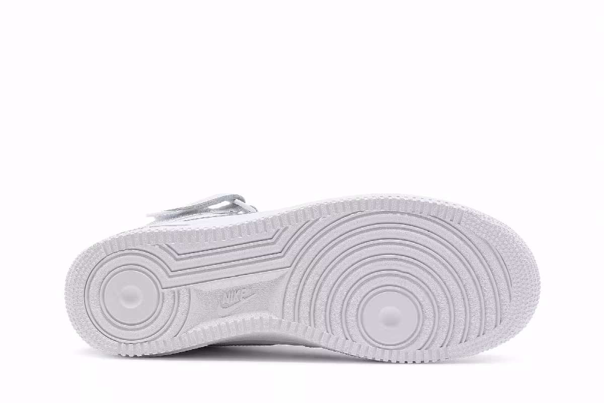 Nike Men's Air Force 1 Mid Triple White, view 5