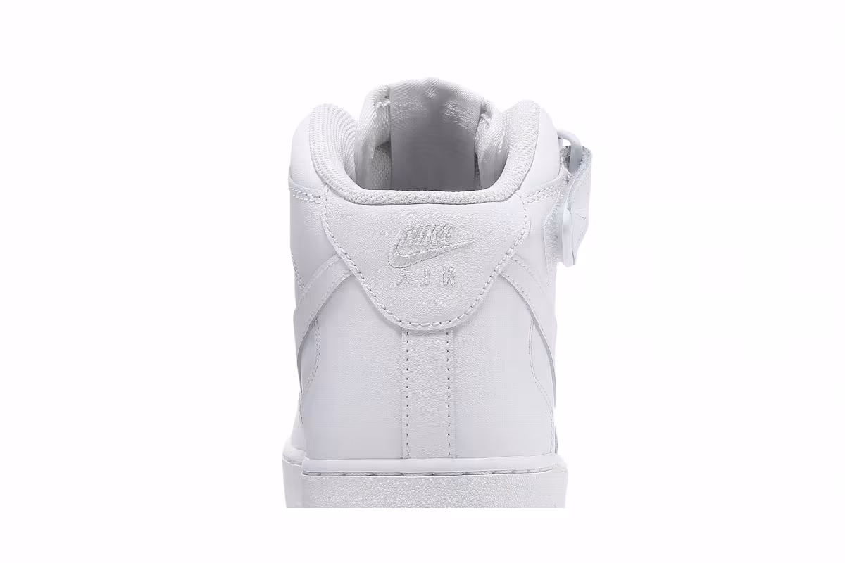 Nike Men's Air Force 1 Mid Triple White, view 8