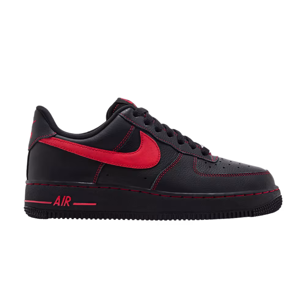 Nike Air Force 1 Bred
