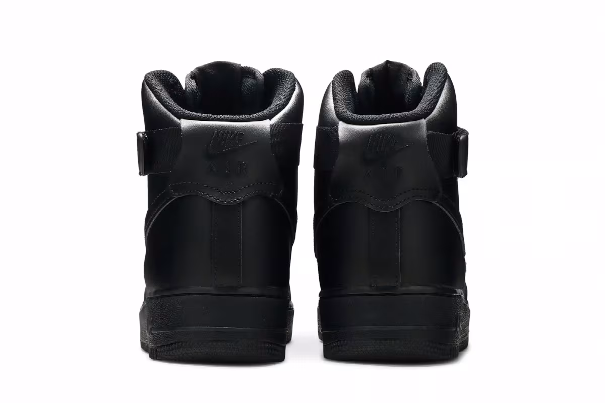 Nike Air Force 1 High Triple Black, view 7
