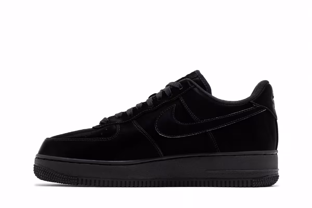 Nike Air Force 1 Low LX Vanta Black, view 4