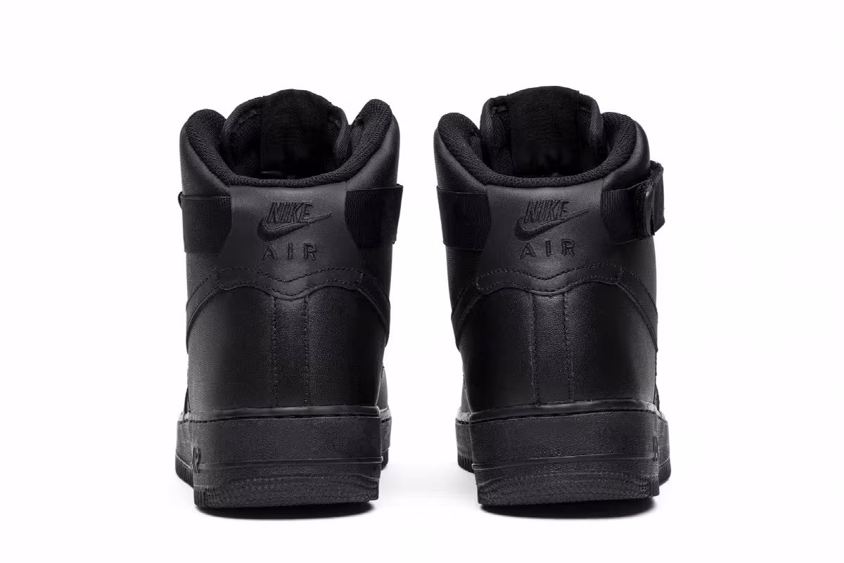 Nike Air Force 1 High Triple Black, view 7
