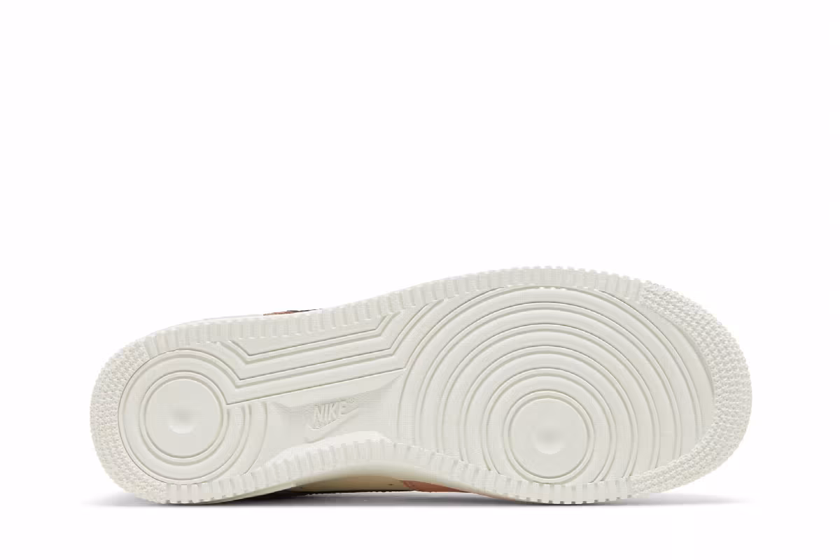 Nike Men's Air Force 1 Low Neapolitan, view 5