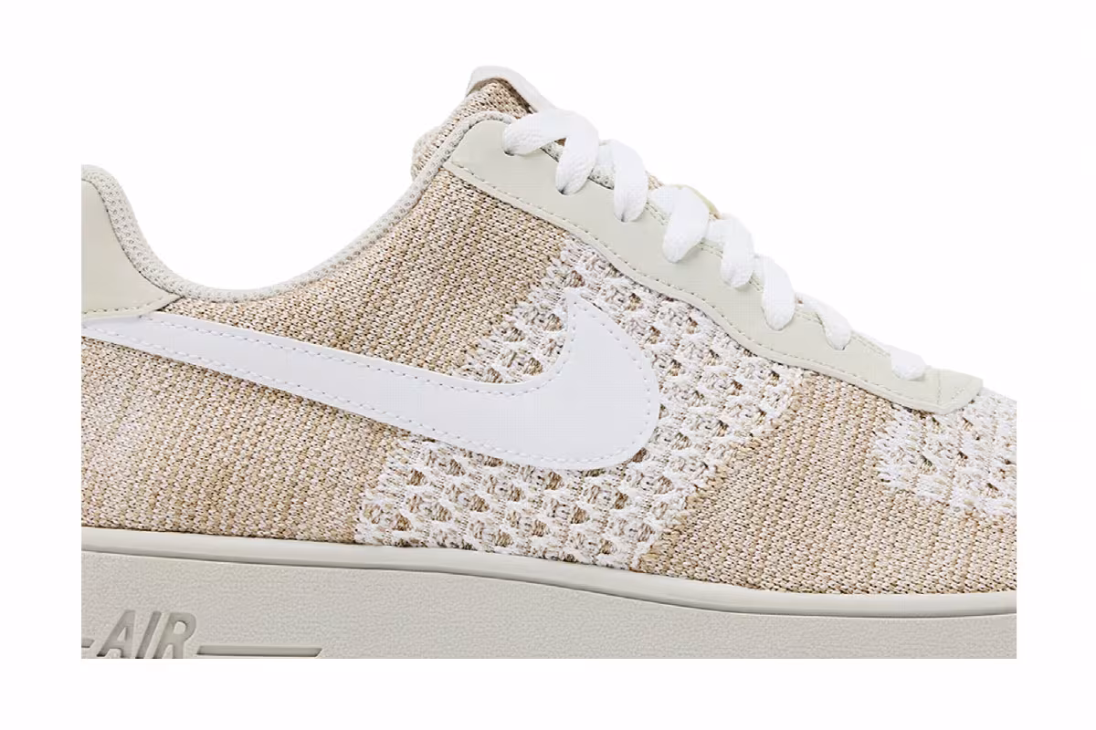 Nike Air Force 1 Flyknit 2.0 Light Bone, view 3