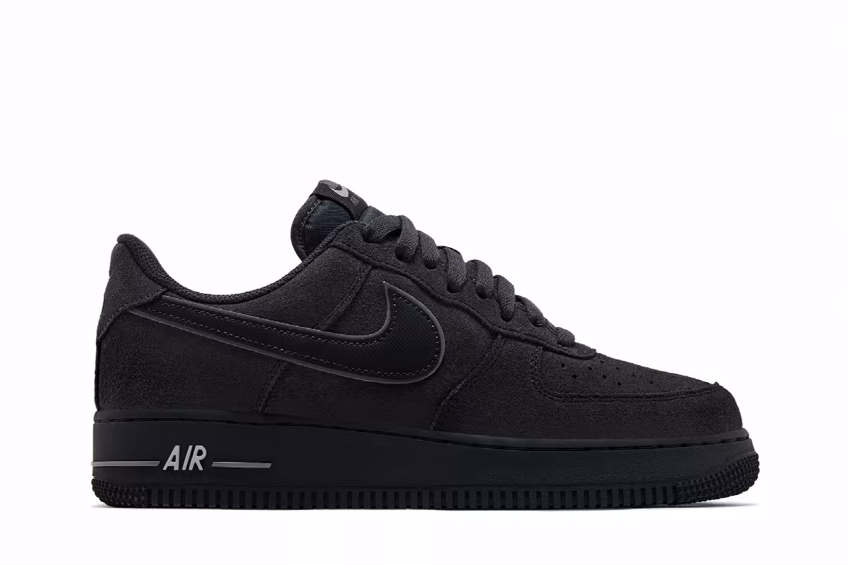 Nike Air Force 1 07 LV8 Grey Anthracite, view 2