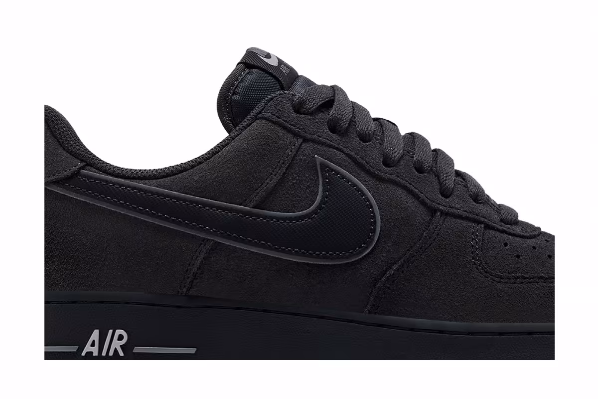 Nike Air Force 1 07 LV8 Grey Anthracite, view 3