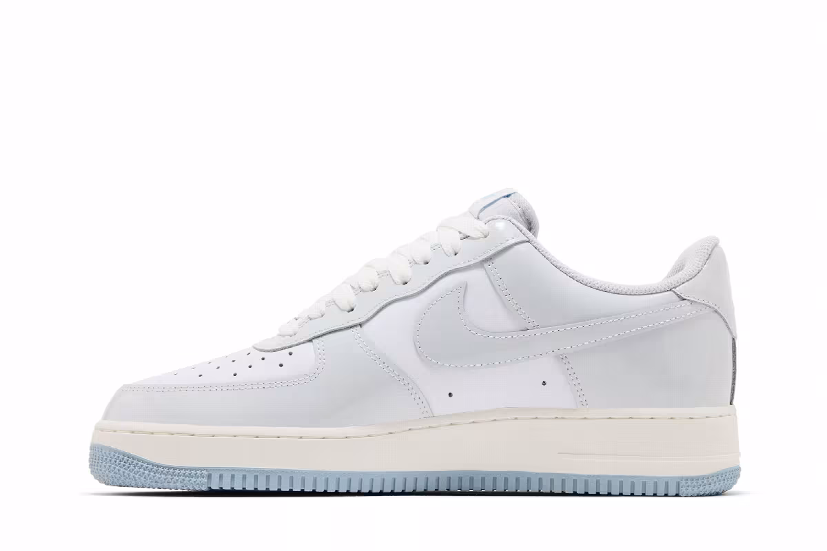 Nike Air Force 1 Low Photon Dust, view 4