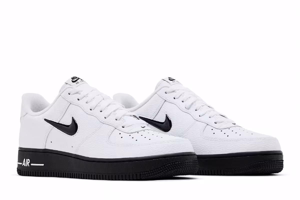 Nike Air Force 1 White Black Jewel, view 9