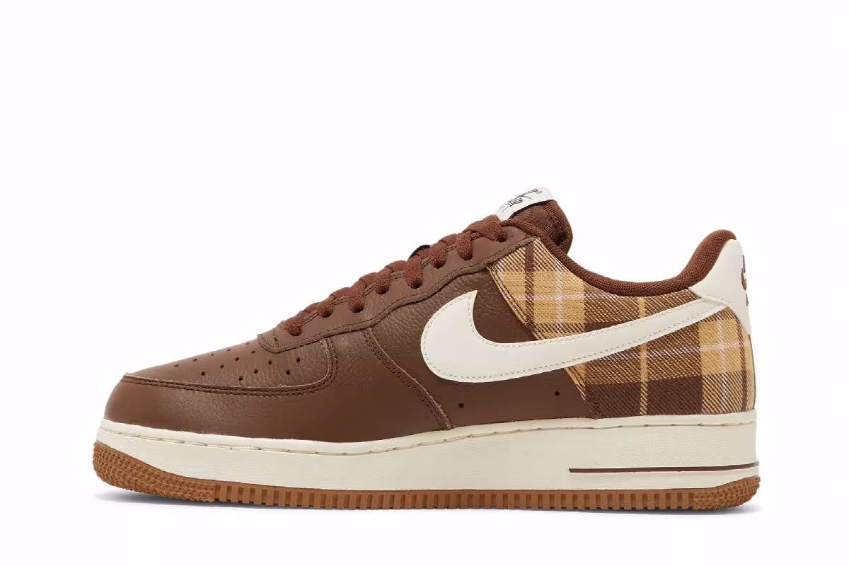 Nike Air Force 1 Cacao Plaid, view 4