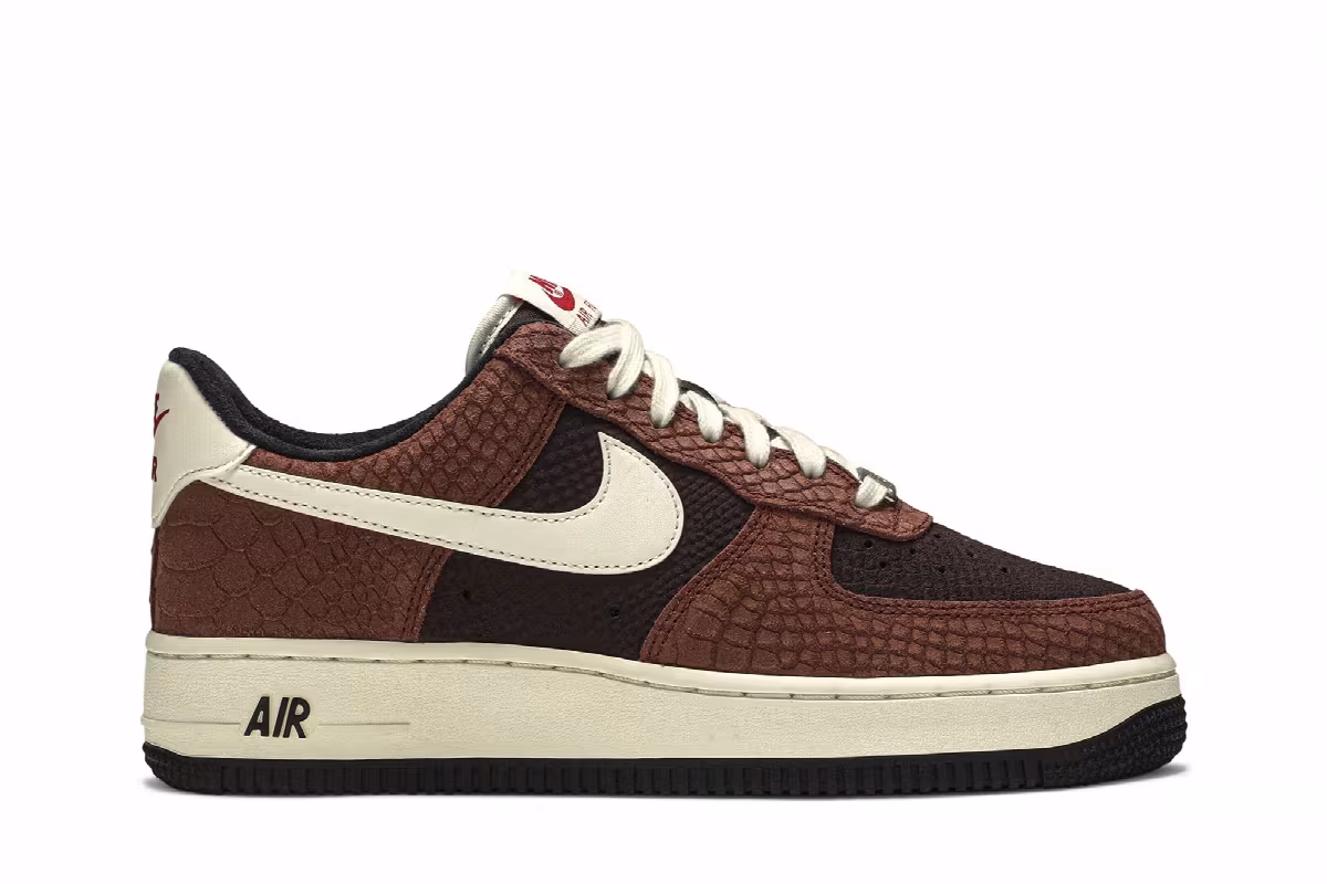 Nike Air Force 1 Low PRM Red Bark, view 2