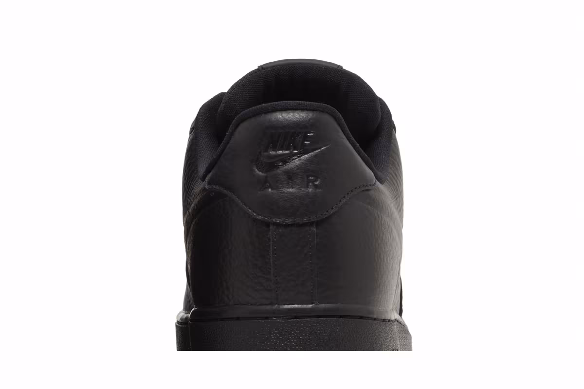 Nike Air Force 1 Triple Black, view 8