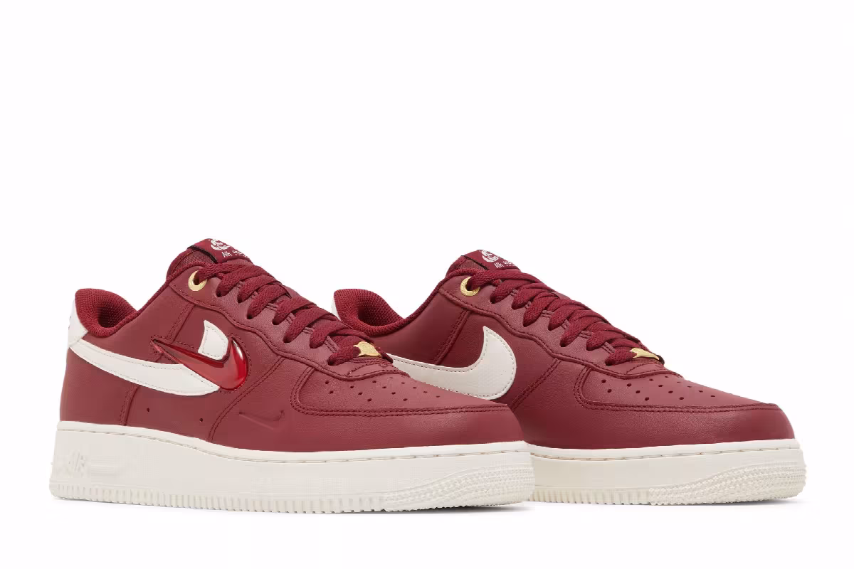 Nike Air Force 1 Join Forces - Team Red, view 9