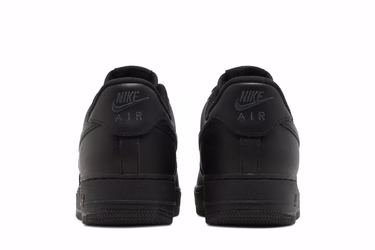 Nike Air Force 1 FlyEase Triple Black, view 7