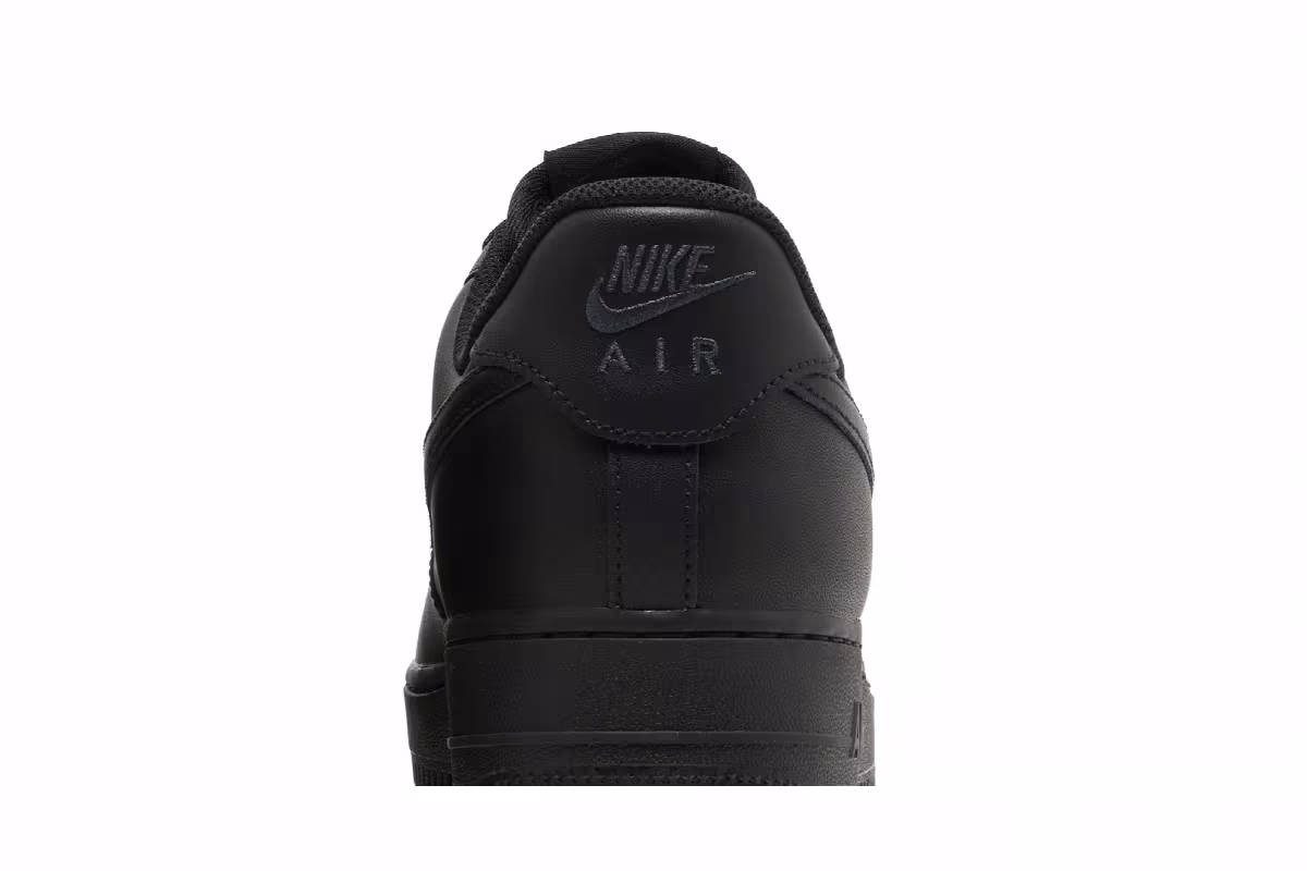 Nike Air Force 1 FlyEase Triple Black, view 8