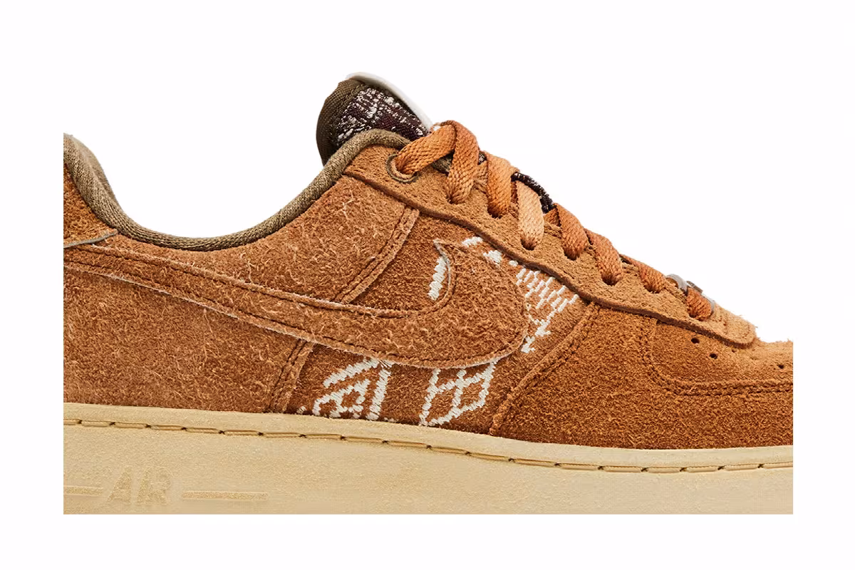Nike Air Force 1 Low NAI-KE - The One Line, view 3