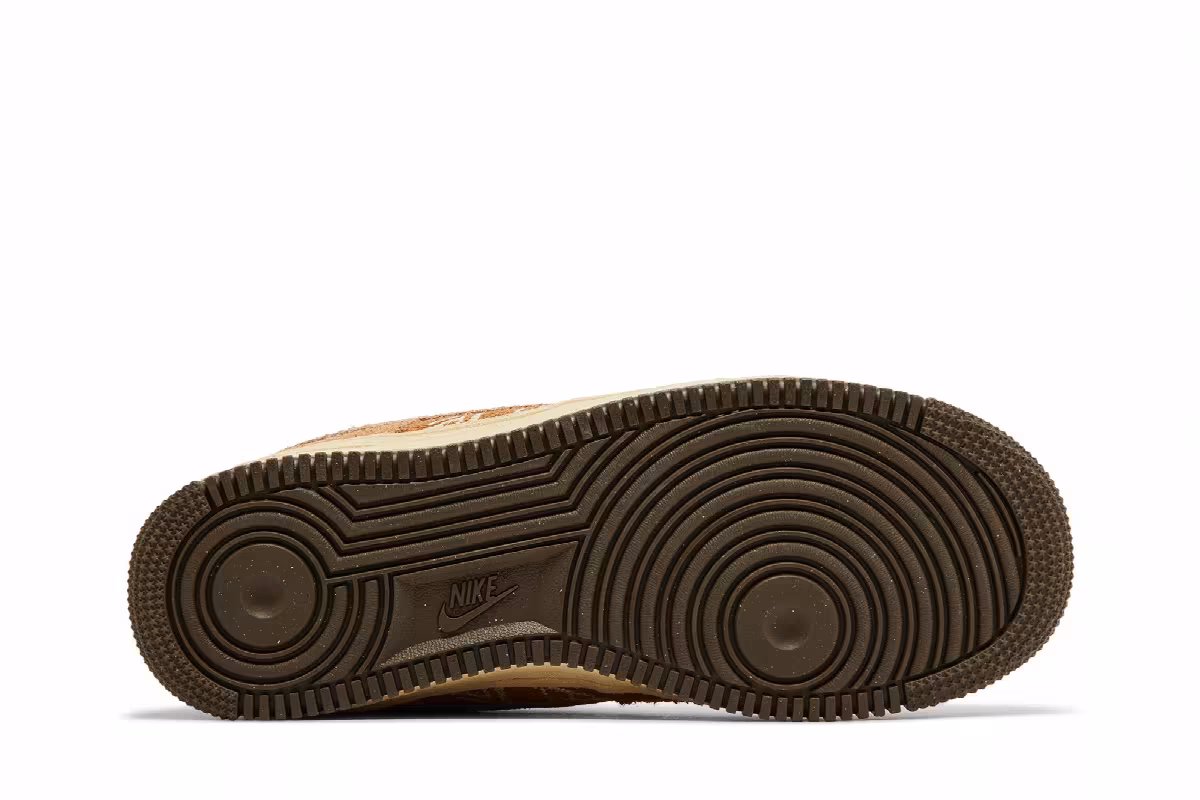 Nike Air Force 1 Low NAI-KE - The One Line, view 5