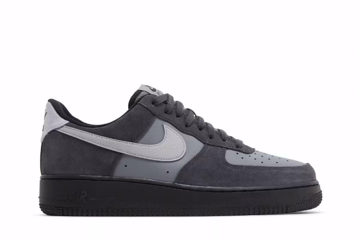 Nike Air Force 1 Low Anthracite Wolf Grey, view 2