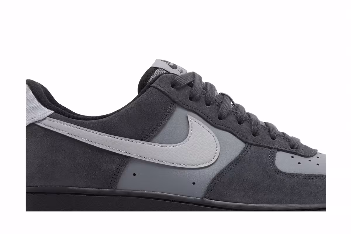 Nike Air Force 1 Low Anthracite Wolf Grey, view 3