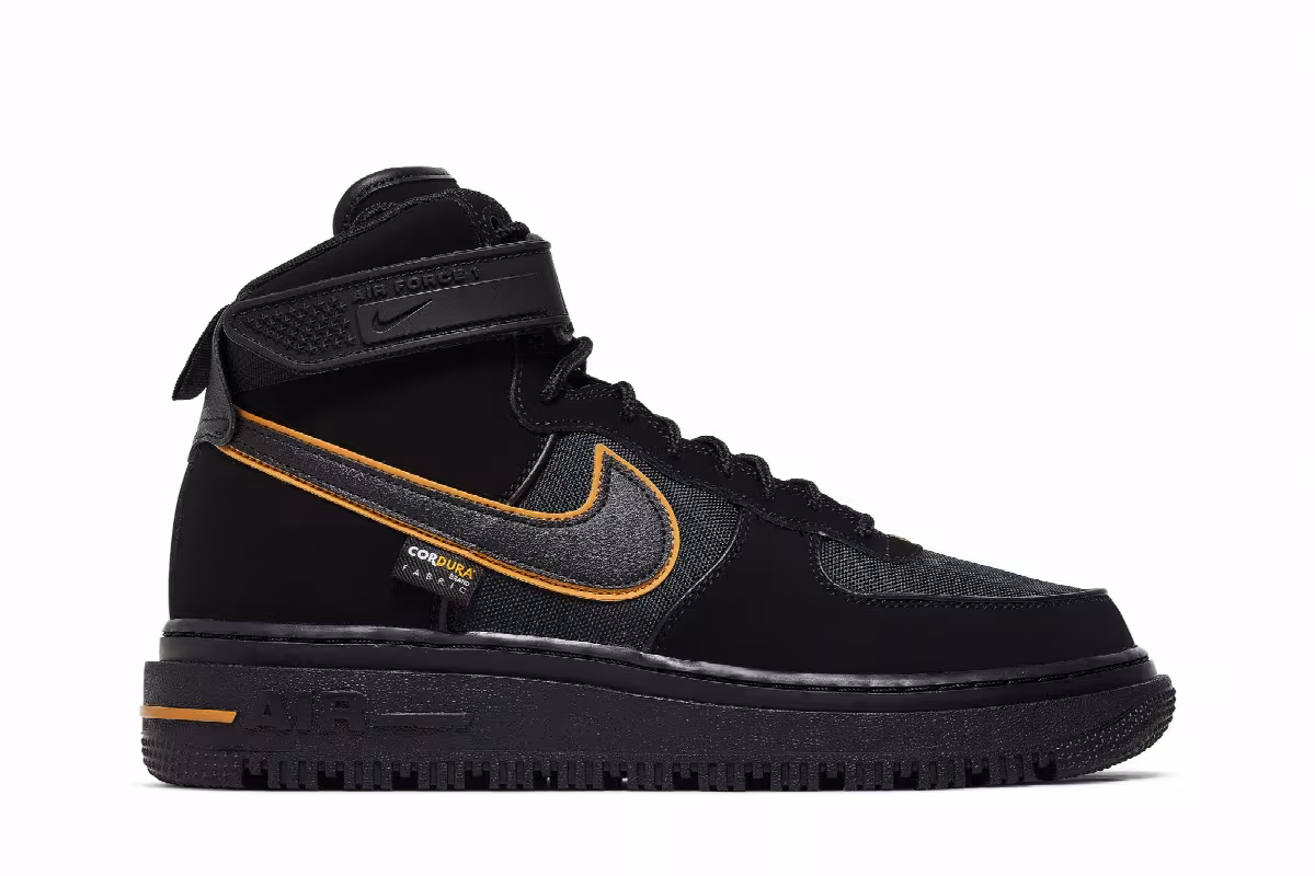 Nike Air Force 1 Boot Black University Gold, view 2