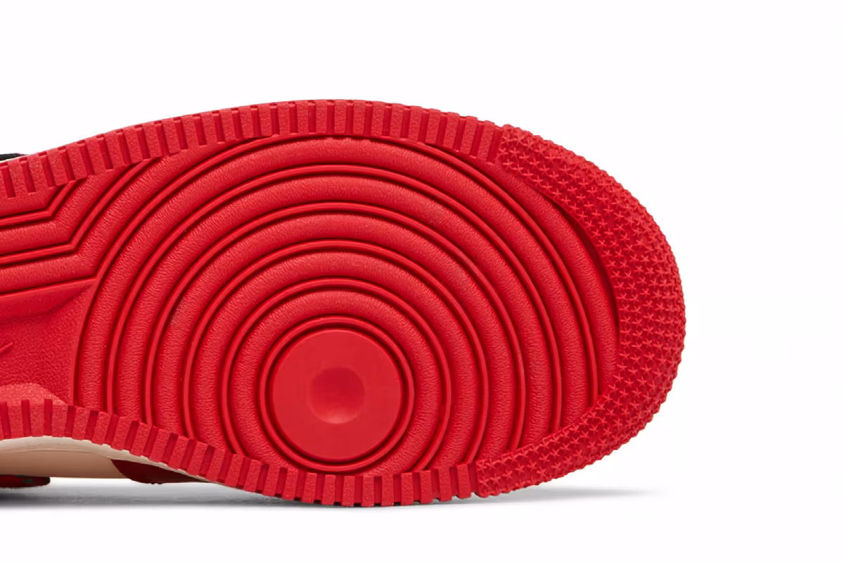 Nike Air Force 1 Mid Red Plaid, view 6