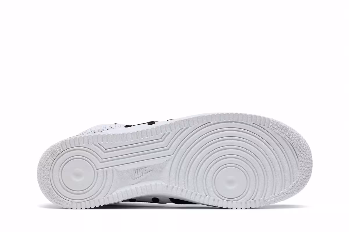 Nike Special Field Air Force 1 Panda, view 5