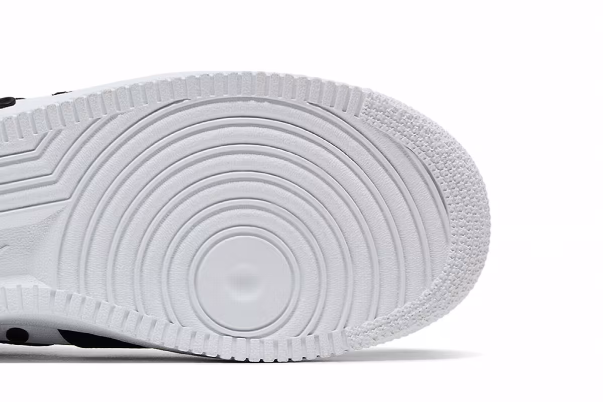 Nike Special Field Air Force 1 Panda, view 6