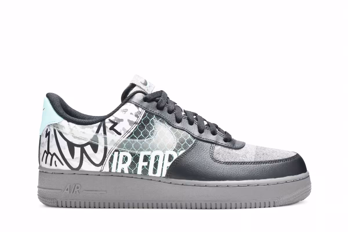 Nike Air Force 1 Low Premium Off Noir, view 2