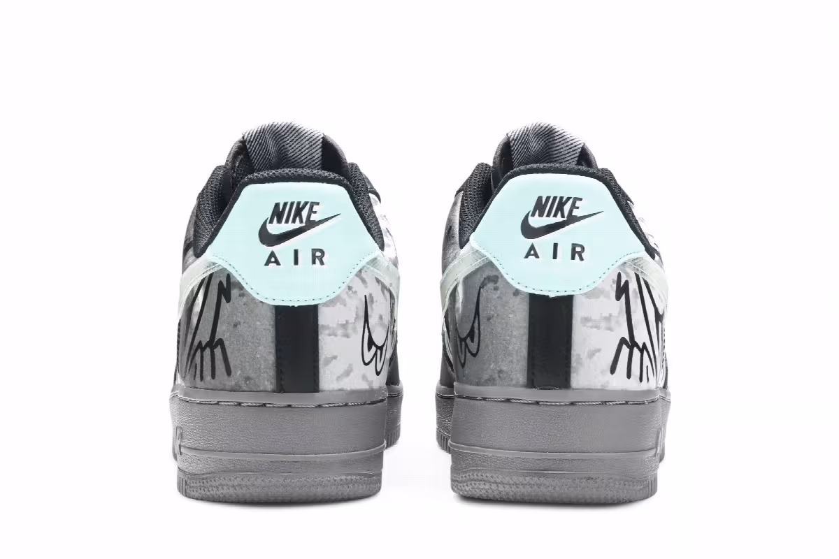 Nike Air Force 1 Low Premium Off Noir, view 7