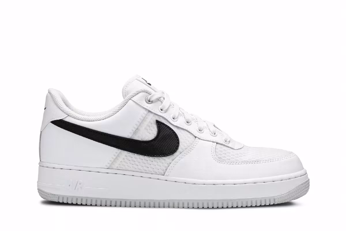 Nike Air Force 1 Low Transparent White Black, view 2