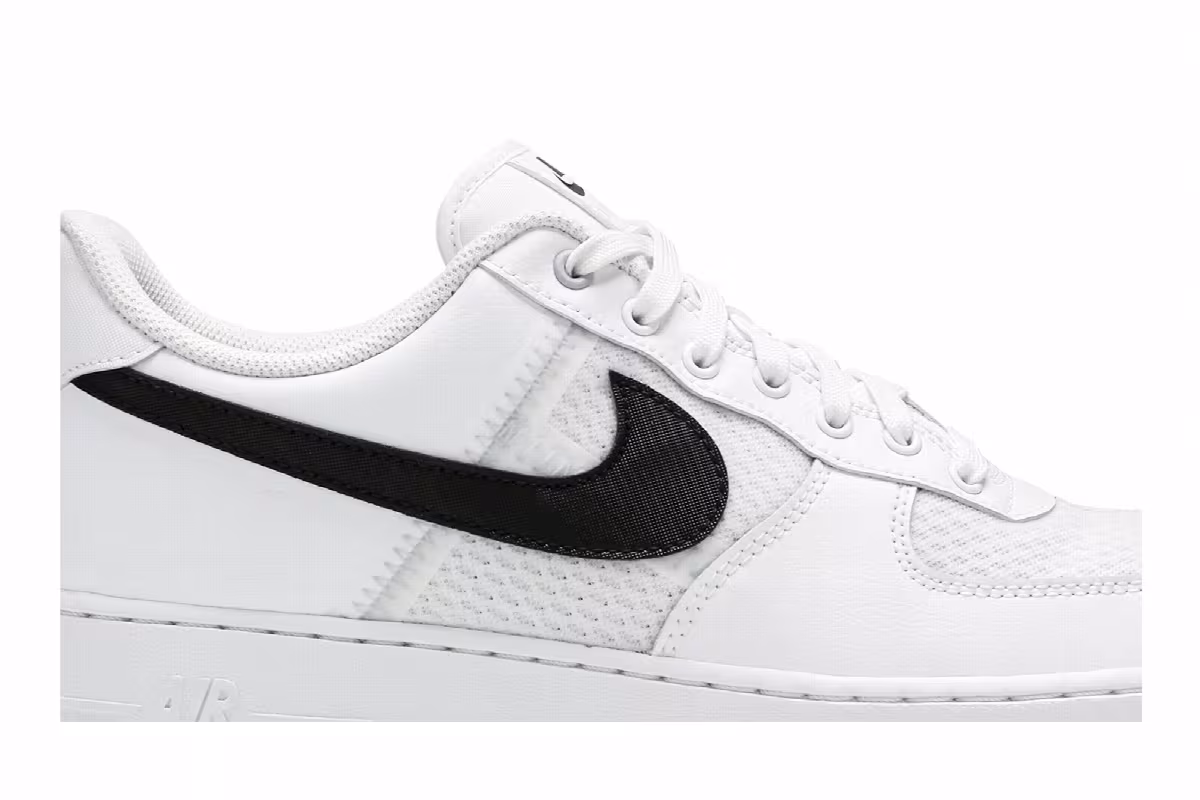 Nike Air Force 1 Low Transparent White Black, view 3