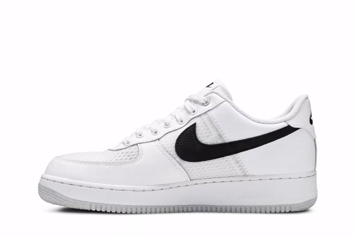 Nike Air Force 1 Low Transparent White Black, view 4