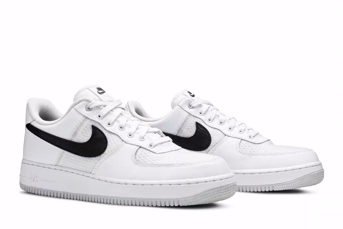 Nike Air Force 1 Low Transparent White Black, view 9