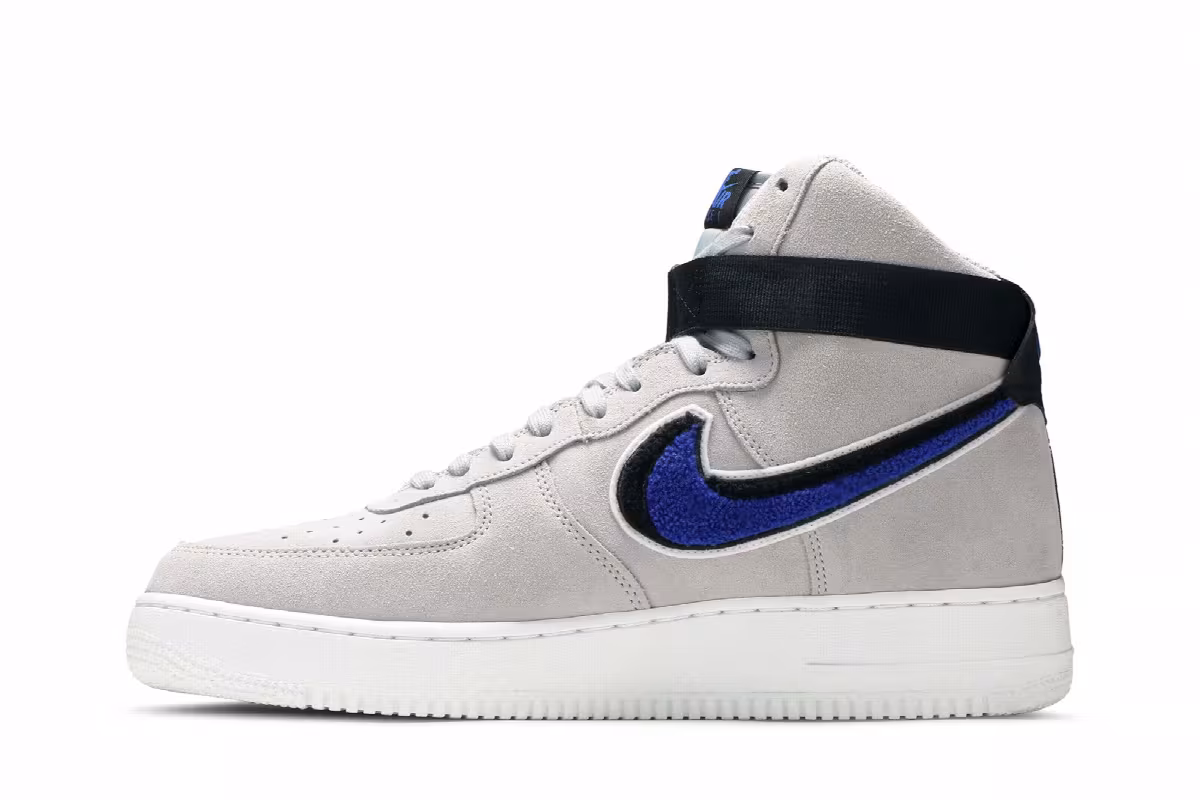 Nike Air Force 1 High Chenille Swoosh, view 4