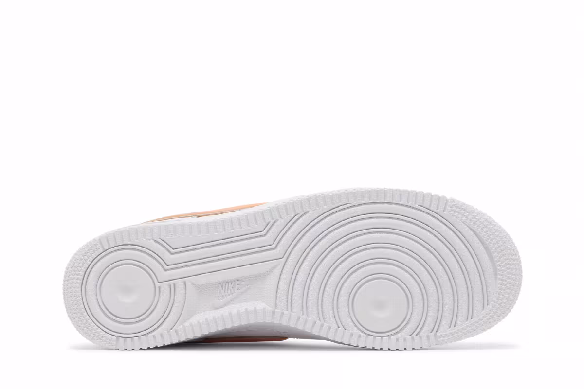 Nike Air Force 1 Low Oversized Swoosh, view 5