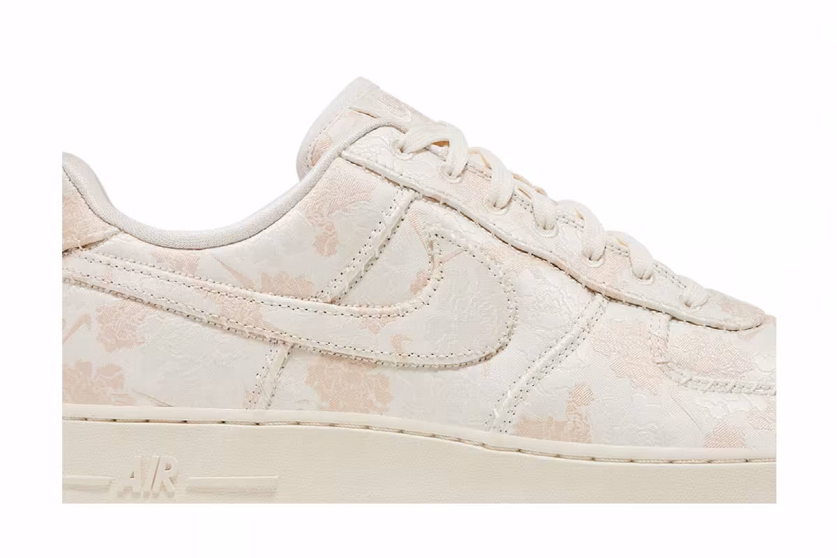 Nike Air Force 1 Pale Ivory, view 3
