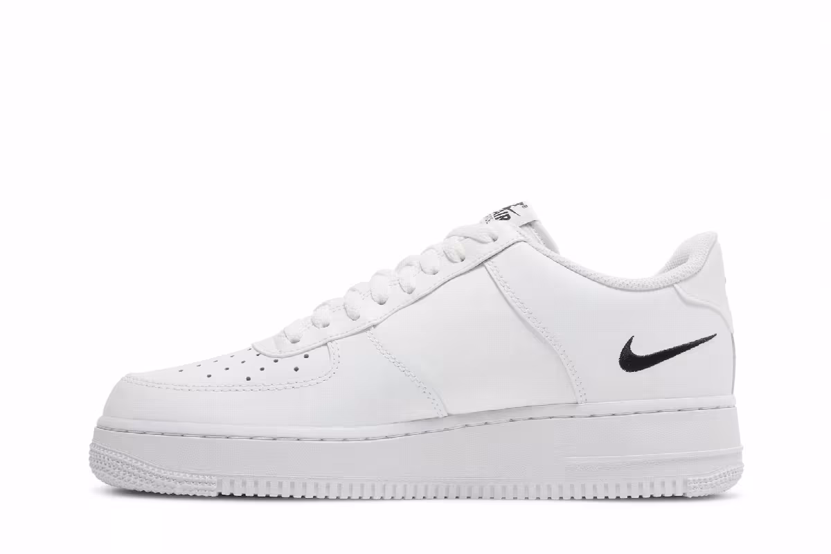 Nike Air Force 1 Low Multi-Swoosh, view 4