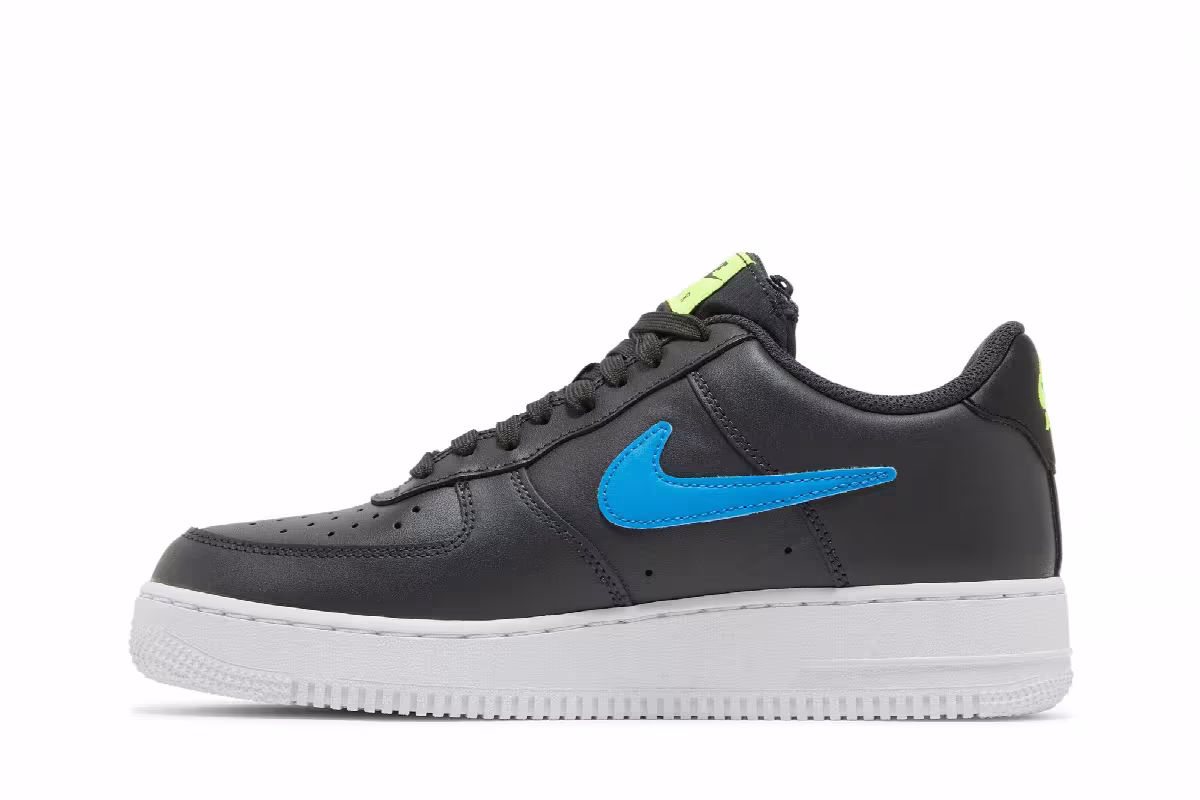 Nike Air Force 1 Carabiner, view 4