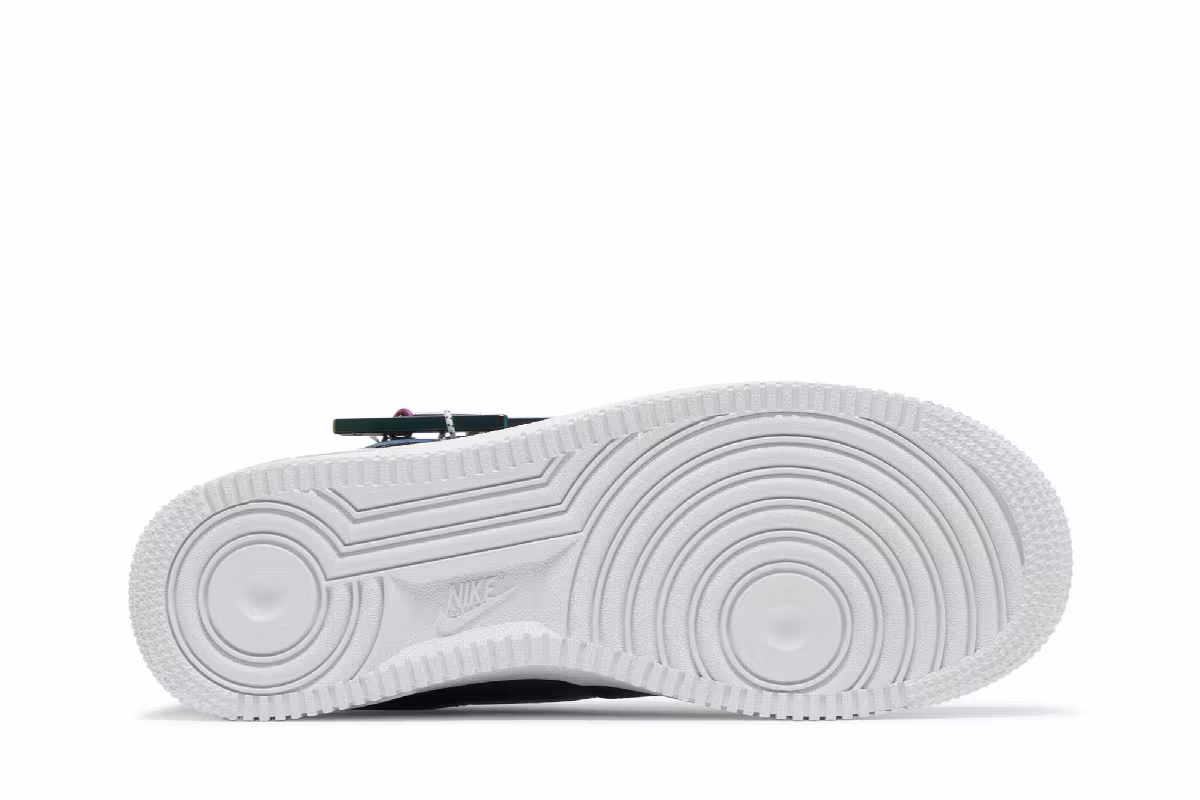 Nike Air Force 1 Carabiner, view 5