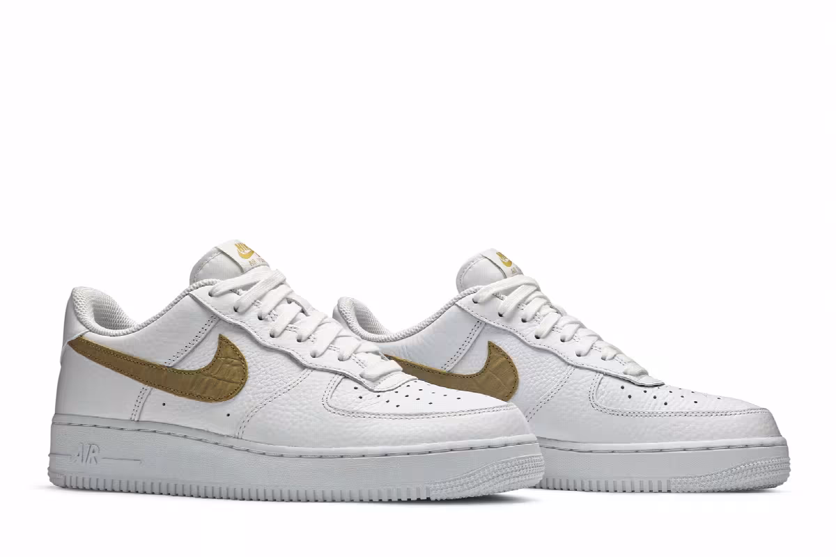 Nike Air Force 1 Low Club Gold Swoosh, view 9