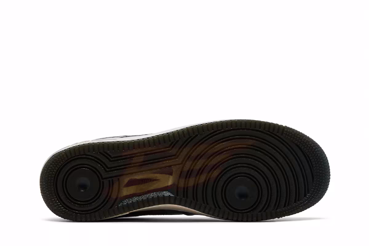 Nike Air Force 1 Low Premium Futura, view 5