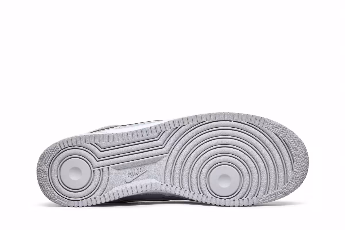Nike Air Force 1 High 07 LV8 Matte Silver, view 5