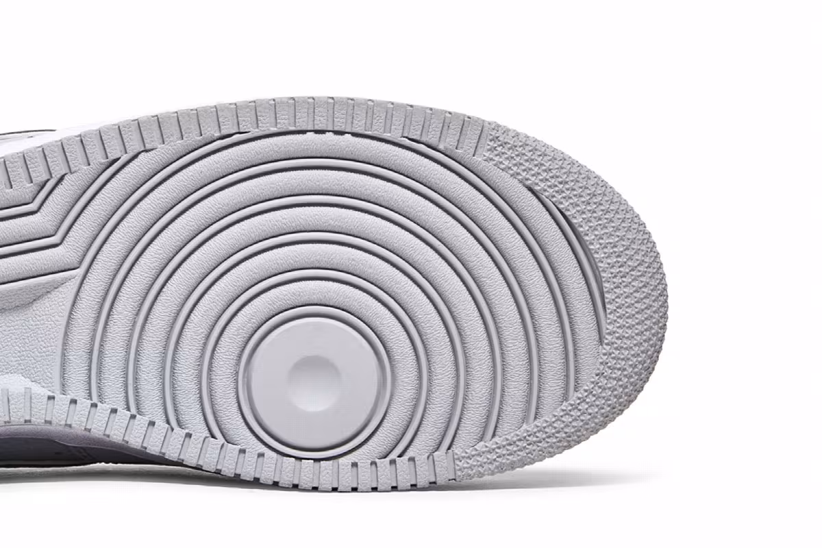 Nike Air Force 1 High 07 LV8 Matte Silver, view 6