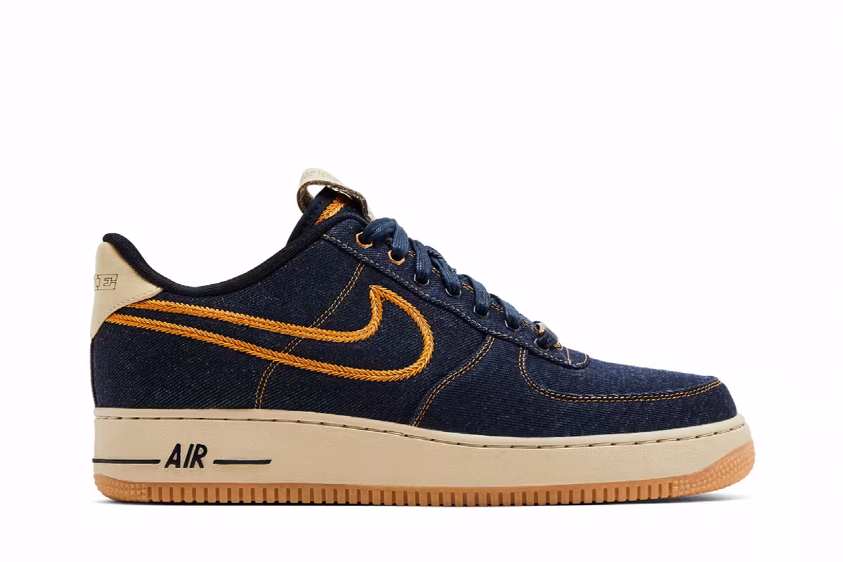 Nike Air Force 1 Low Premium Denim, view 2