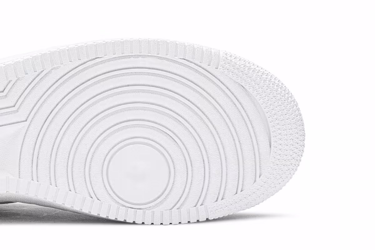 Riccardo Tisci x Nike Air Force 1 Mid SP Triple White, view 6