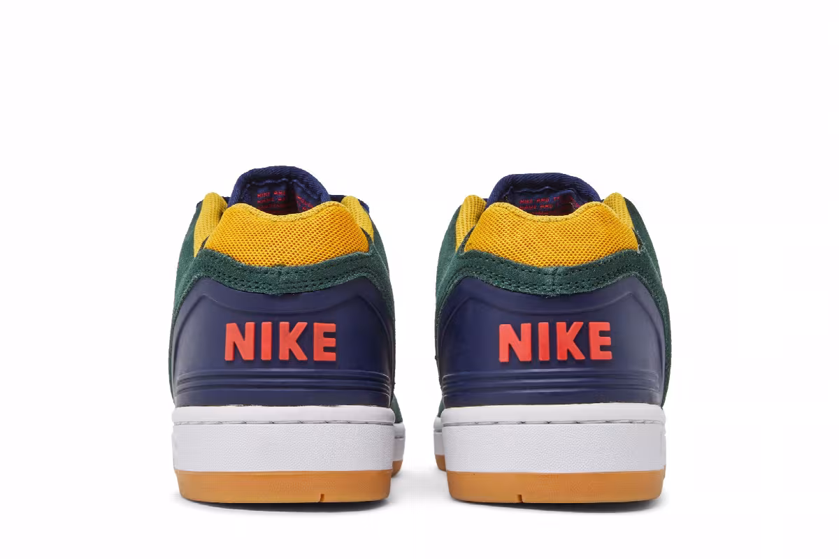 Nike Air Force 2 Low SB Midnight Green, view 7
