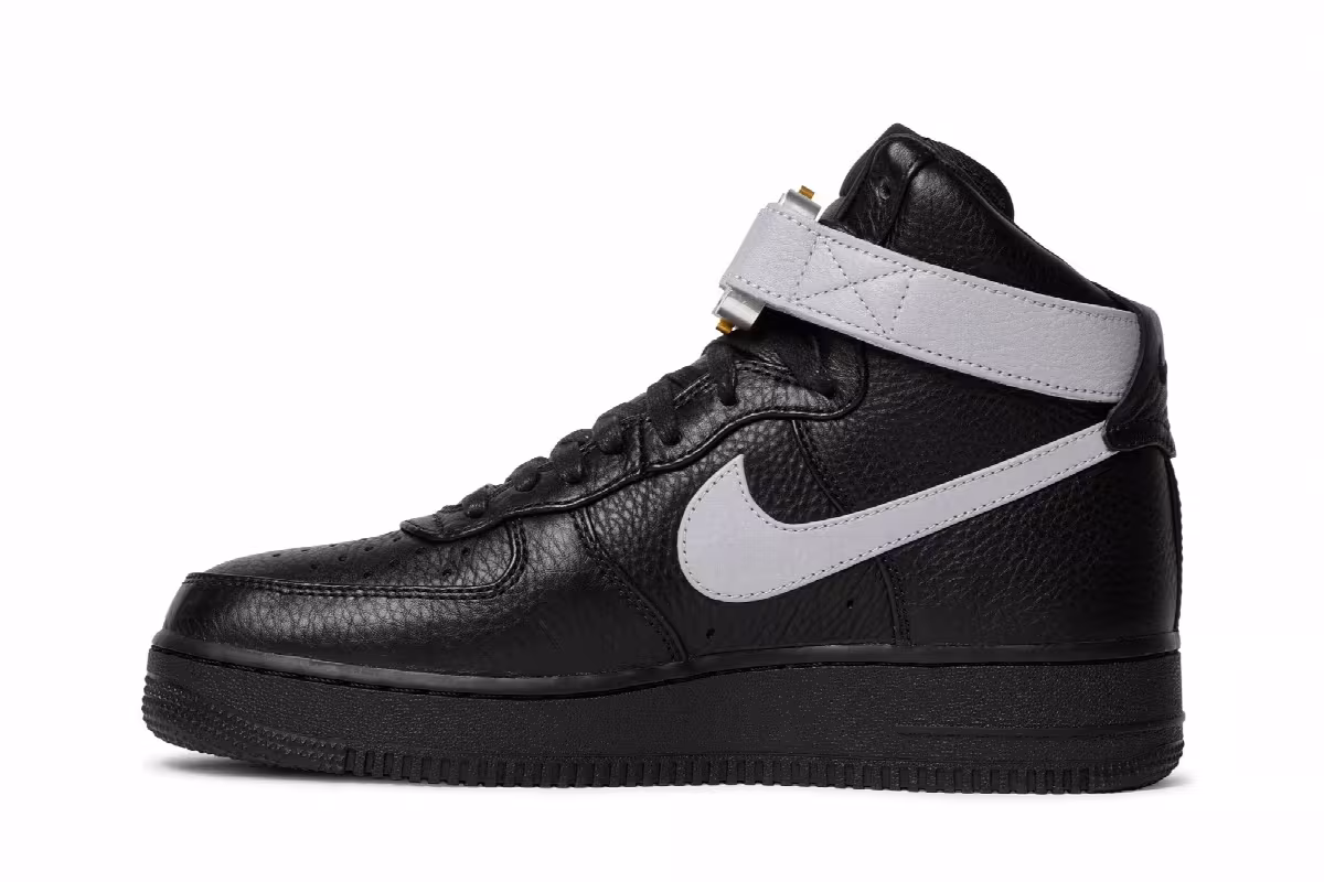 1017 ALYX 9SM x Nike Air Force 1 High Black Wolf Grey, view 4