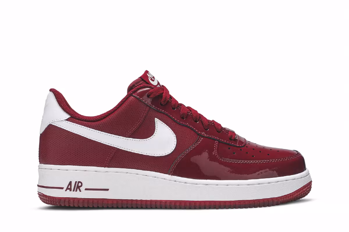 Nike Air Force 1 Low Team Red, view 2