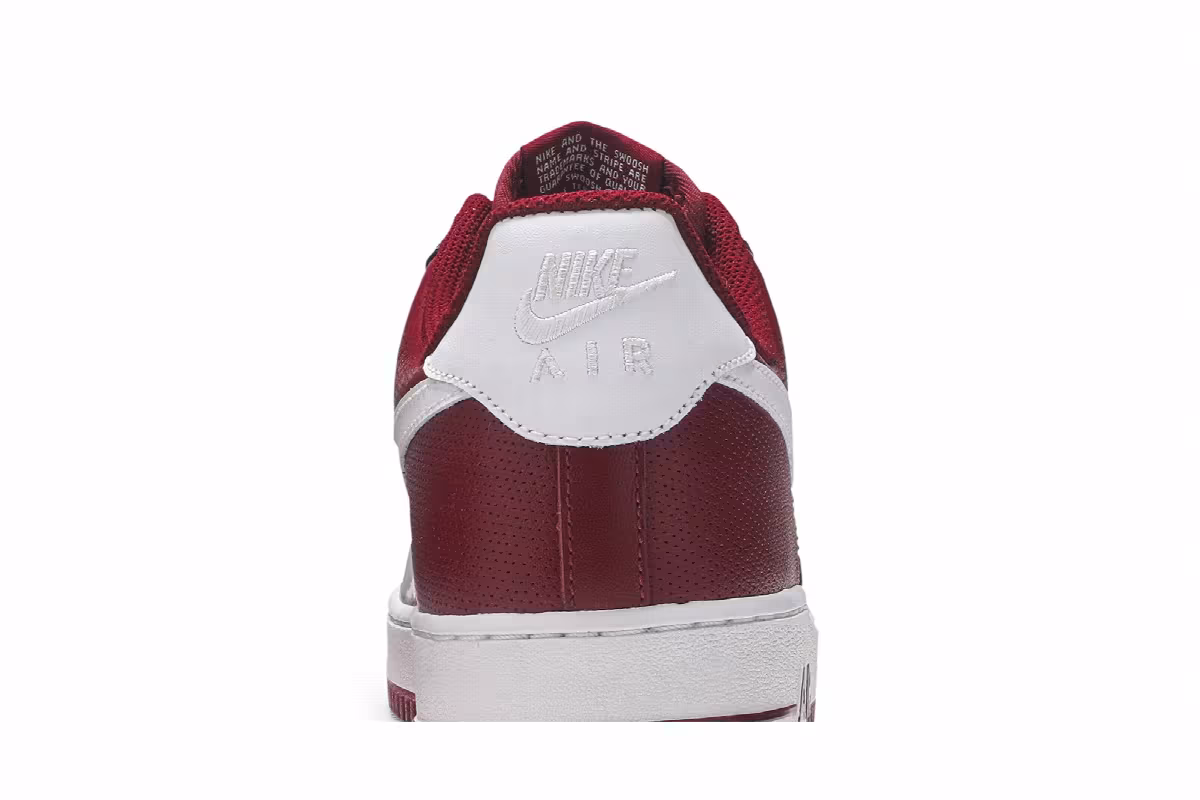 Nike Air Force 1 Low Team Red, view 8