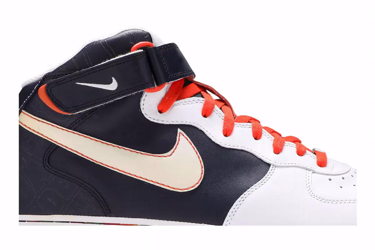 Nike Air Force 1 Mid Orange Blaze, view 3