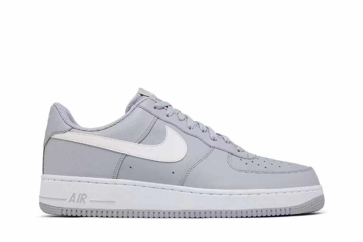 Nike Air Force 1 Low Wolf Grey, view 2